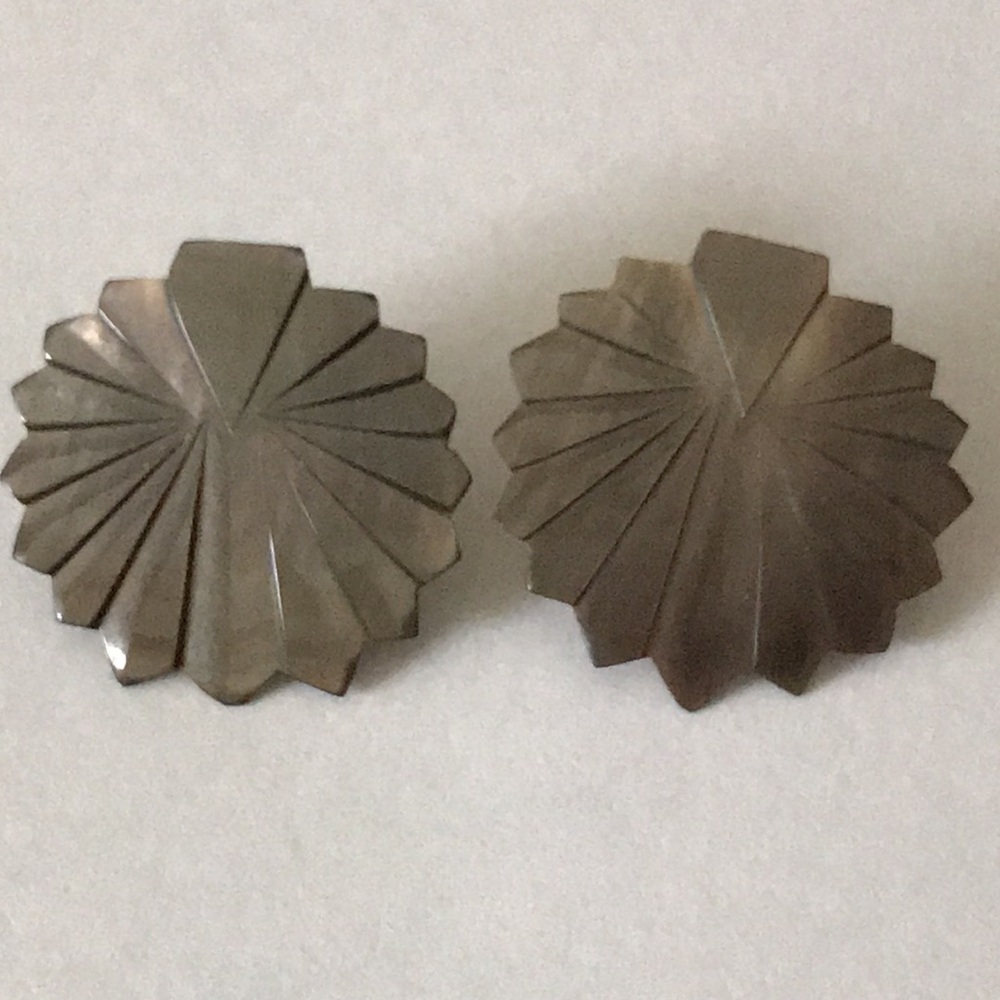 OFFERS WELCOMED Beautiful Vintage Pierced Earrings